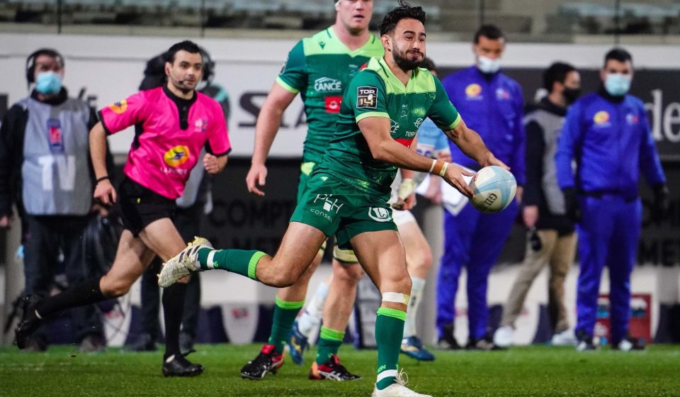 Antoine HASTOY of Section Paloise during the Top 14 match between Bayonne and Pau at Stade Jean Dauger on January 16, 2021 in Bayonne, France. (Photo by Pierre Costabadie/Icon Sport) - Antoine HASTOY - Stade Jean Dauger - Bayonne (France)