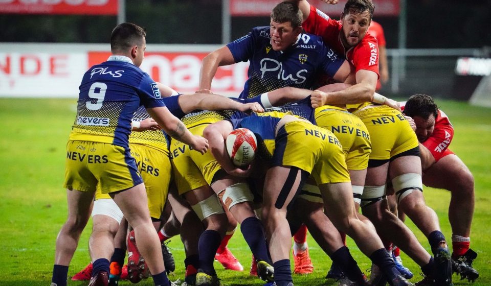 Theophile COTTE of USON Nevers Mathieu HIRIGOYEN of Biarritz Olympique and Joris CAZENAVE of USON Nevers during the Pro D2 match between Biarritz and Nevers at Parc des Sports Aguilera on April 2, 2021 in Biarritz, France. (Photo by Pierre Costabadie/Icon Sport) - Parc des Sports d'Aguilera - Biarritz (France)