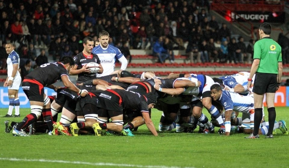 Scrum with Samuel Marques during the Top 14 match between Stade Toulousain and Castres Olympique on November 5, 2016 in Toulouse, France. (Photo by Stephanie Biscaye/Icon Sport)