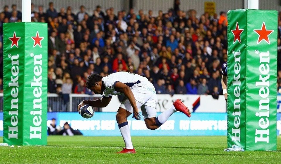 Wesley Fofana of ASM Clermont Auvergne scores his sides fifth try during the European Rugby Champions Cup Pool 5 match between Exeter Chiefs and ASM Clermont Auvergne played at Sandy Park, Exeter on 16th October 2016