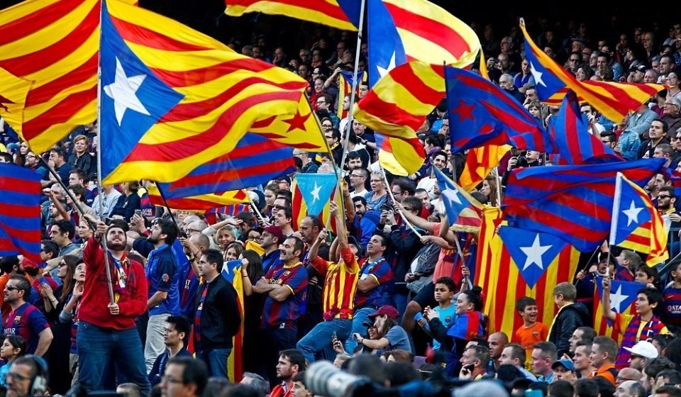 Supporters Barcelone - Drapeau Catalans - 08.11.2015 - Barcelone / Villarreal - 11eme journee de Liga